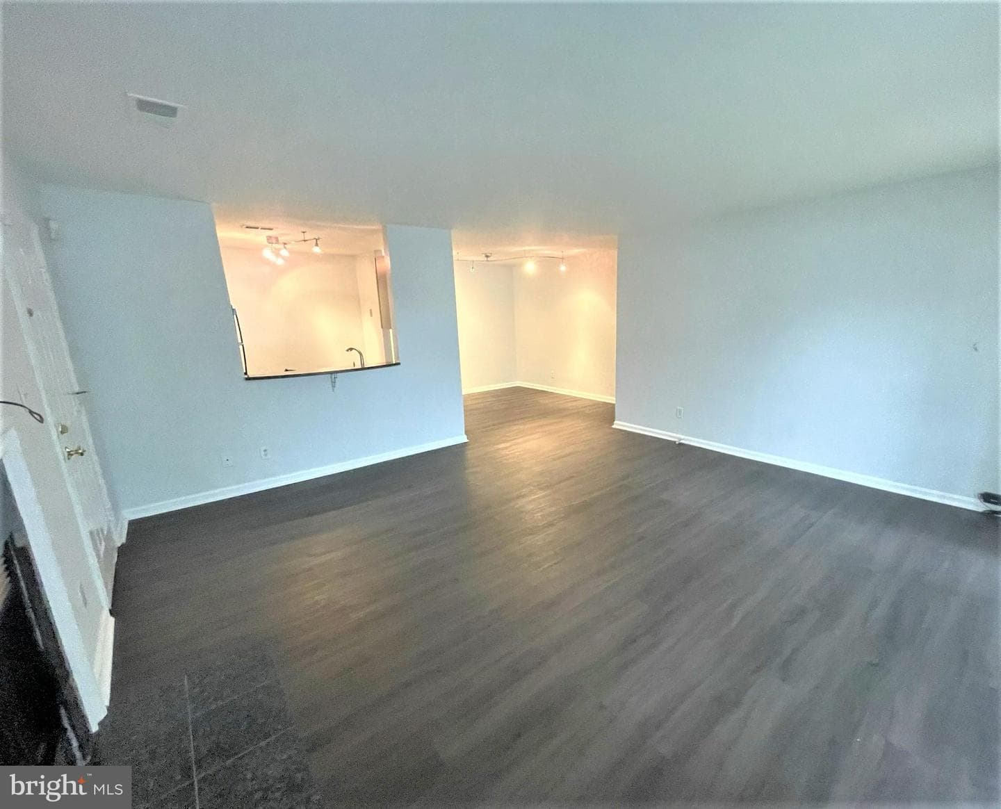 4555 Interlachen Court #h photo 8
