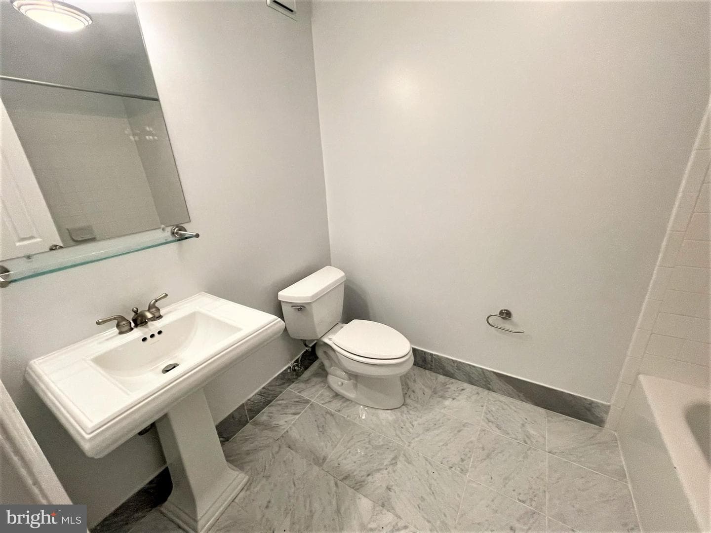 4555 Interlachen Court #h photo 9