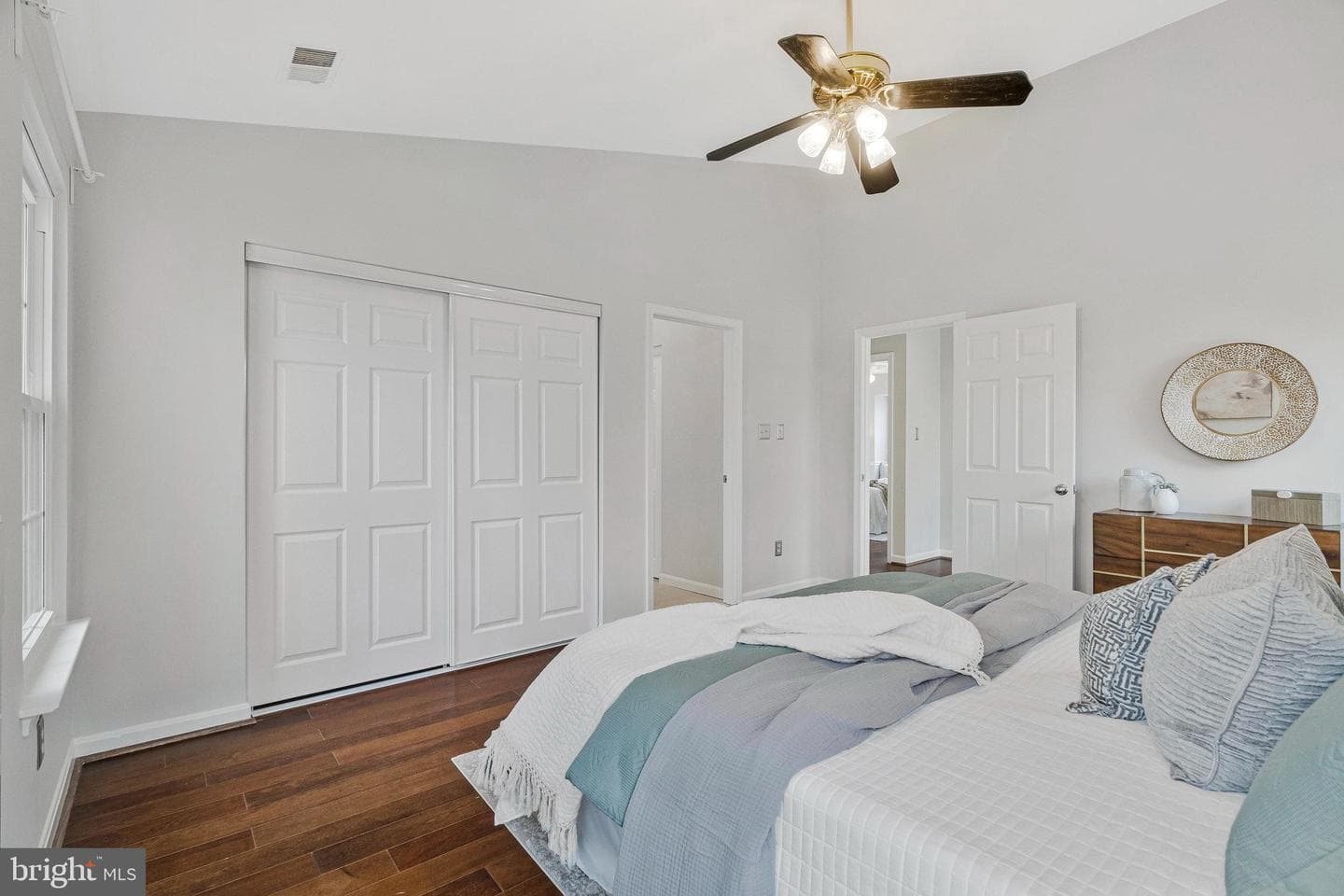 13482 Lake Shore Drive photo 24