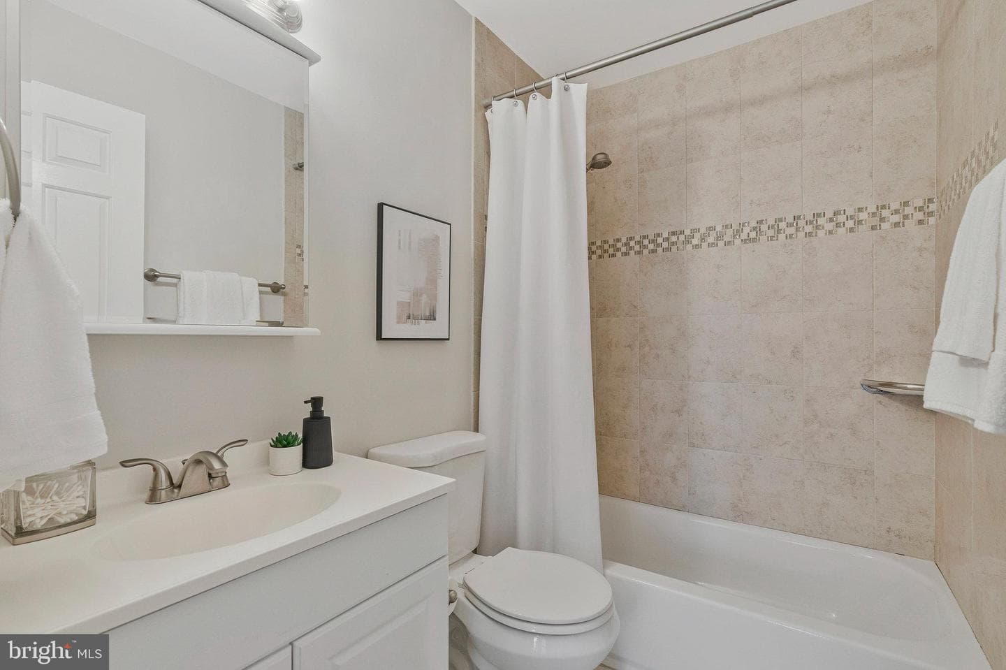 13482 Lake Shore Drive photo 29