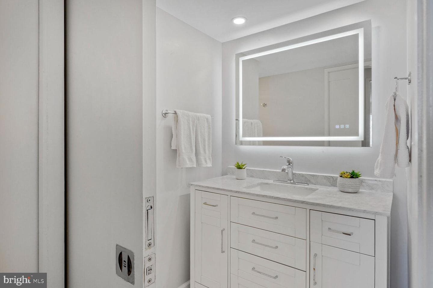 5904 Mount Eagle Drive #412 photo 15