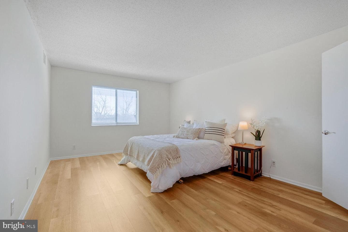 5904 Mount Eagle Drive #412 photo 18
