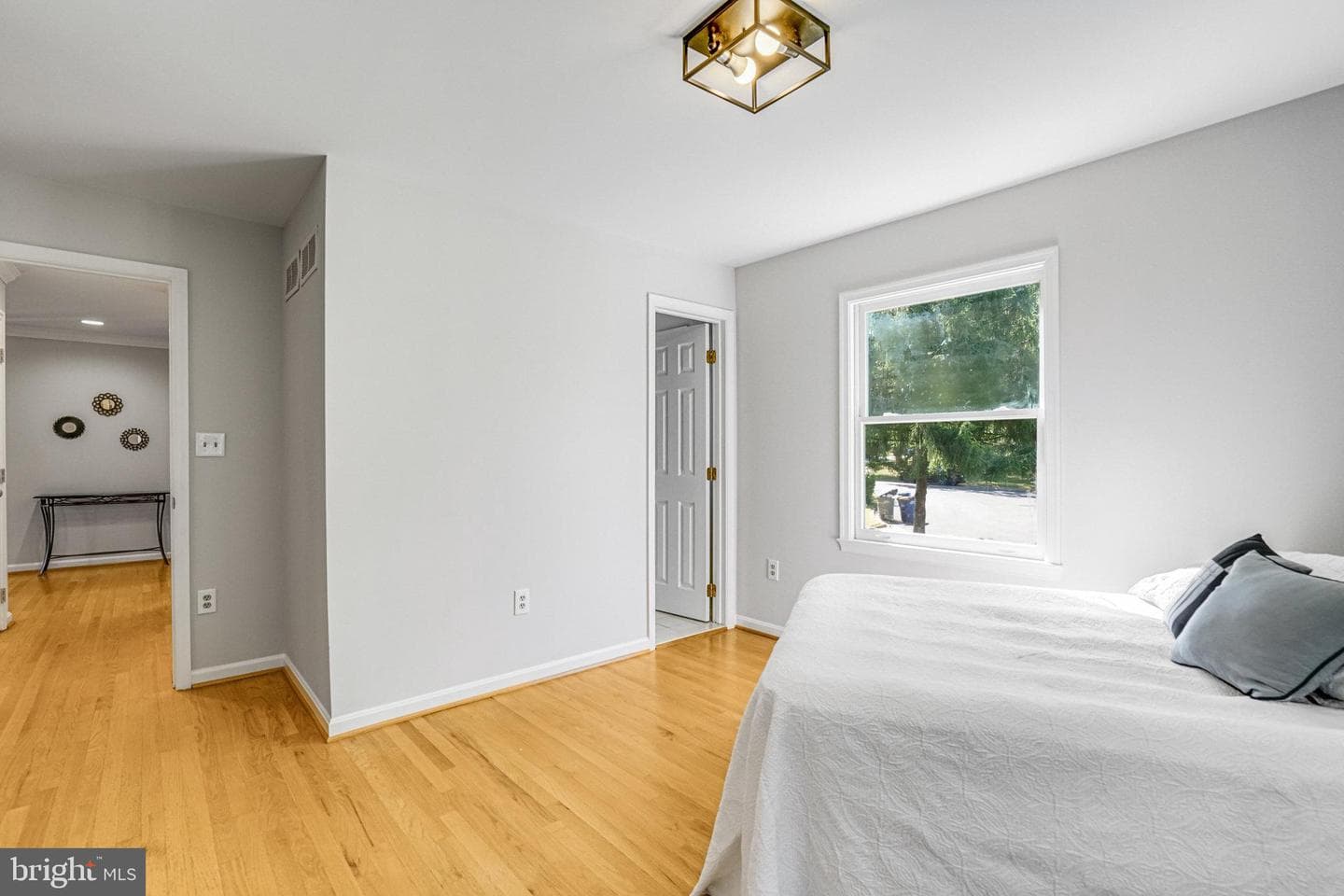 7715 Marthas Lane photo 10