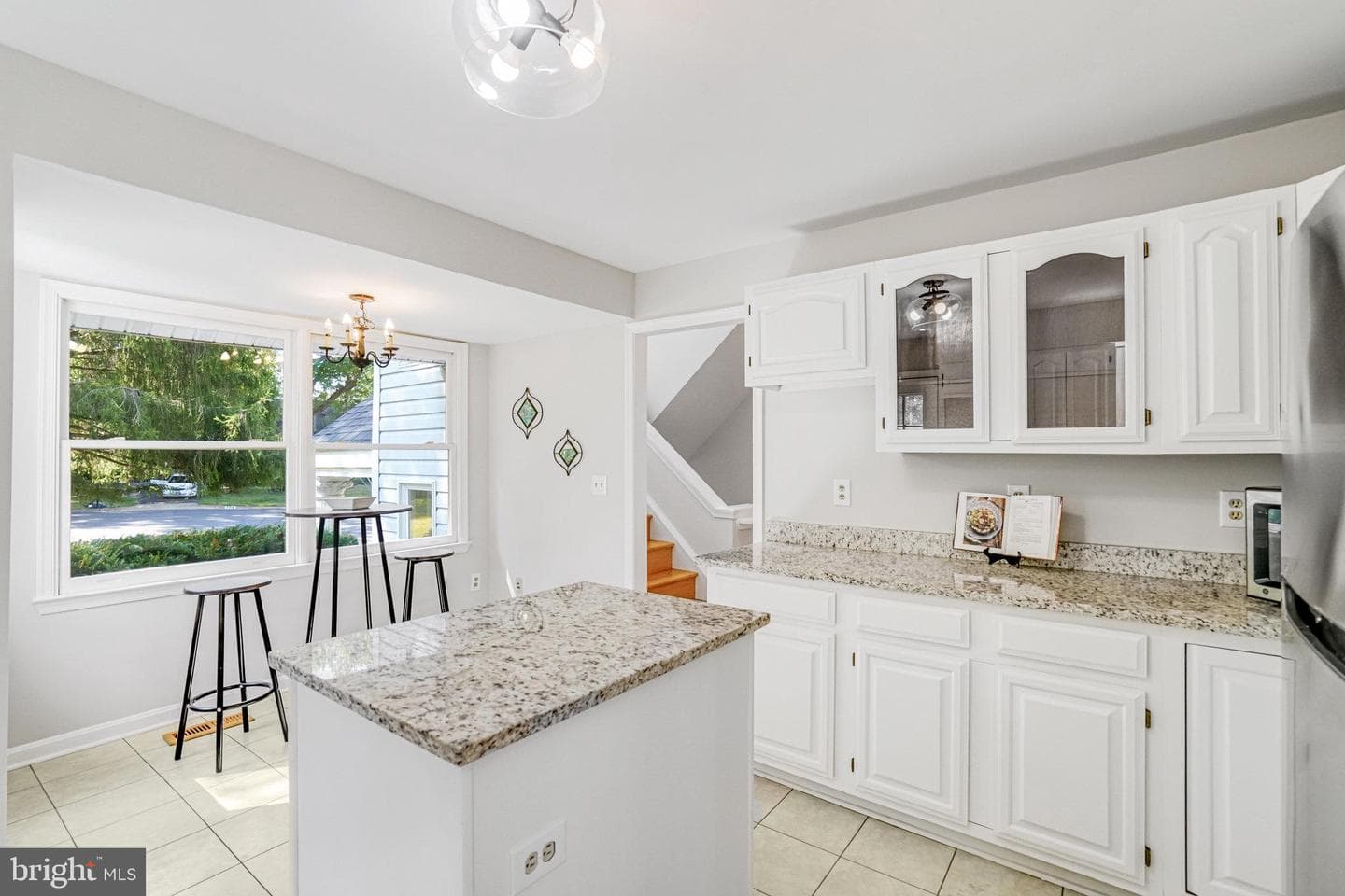 7715 Marthas Lane photo 2