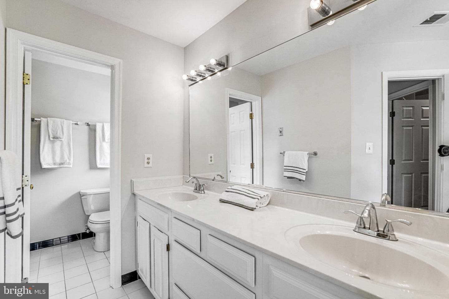 7715 Marthas Lane photo 20