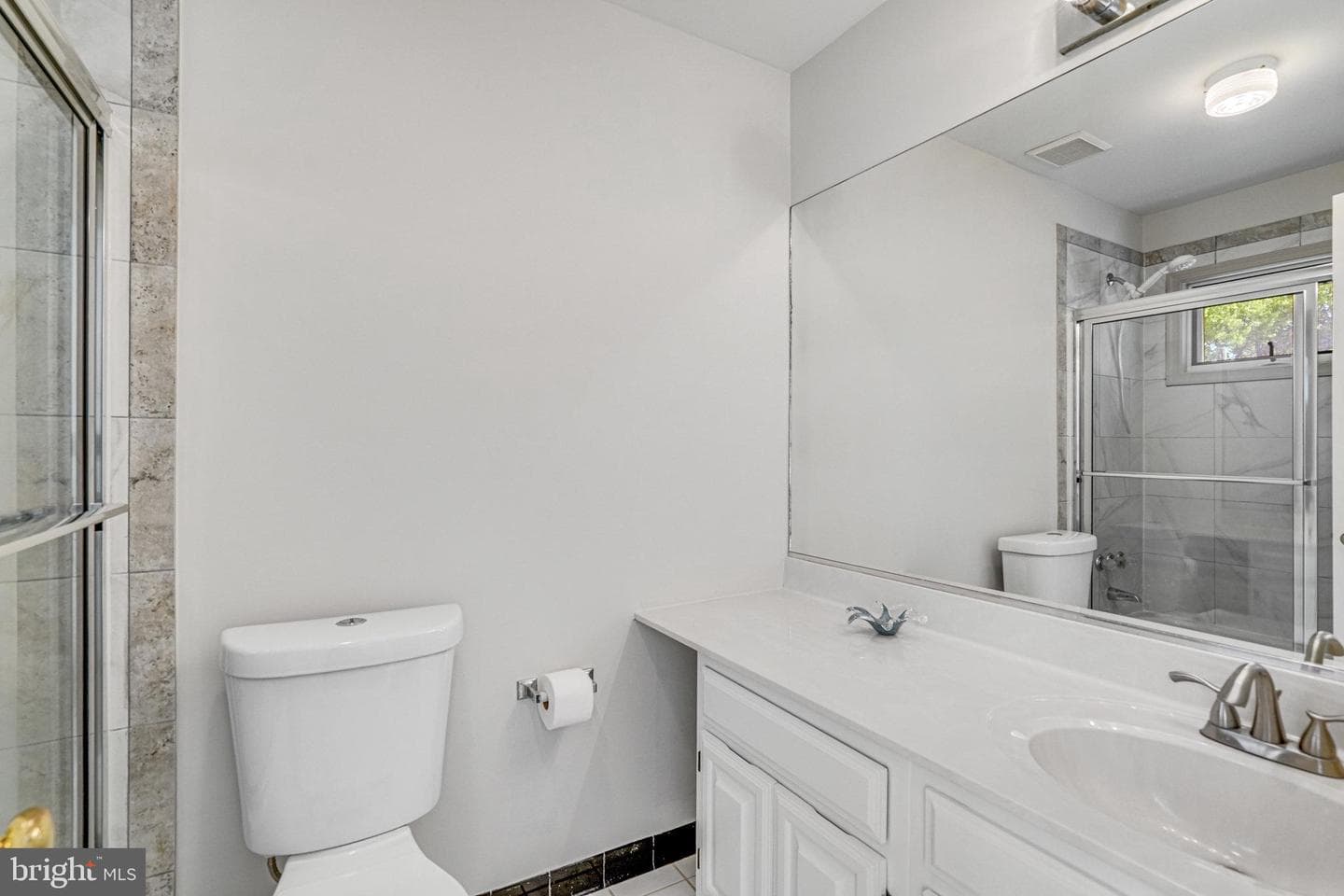 7715 Marthas Lane photo 24