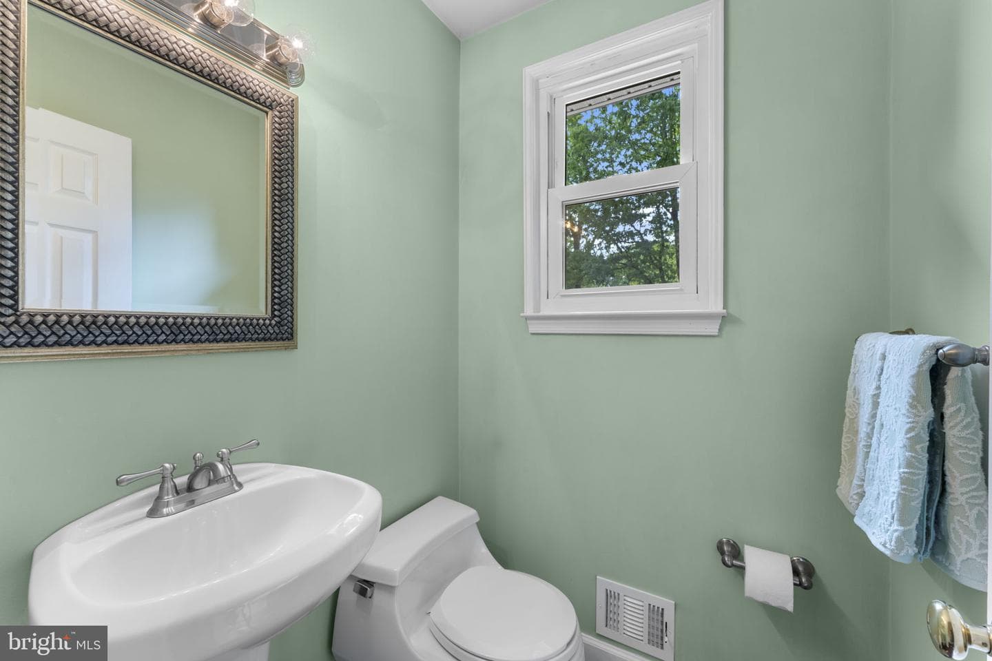 9801 Pulham Road photo 18