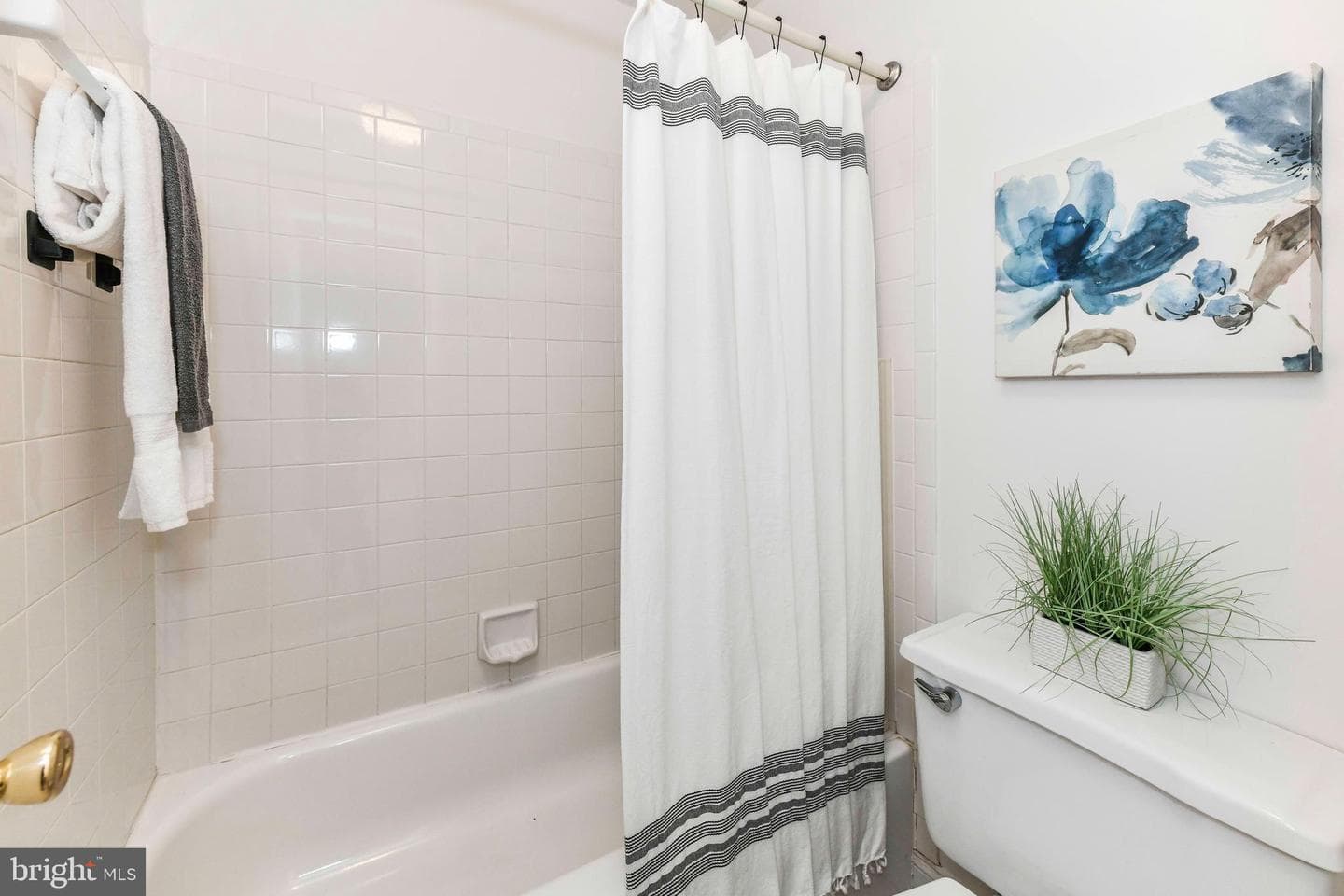 356 Juniper Court photo 25