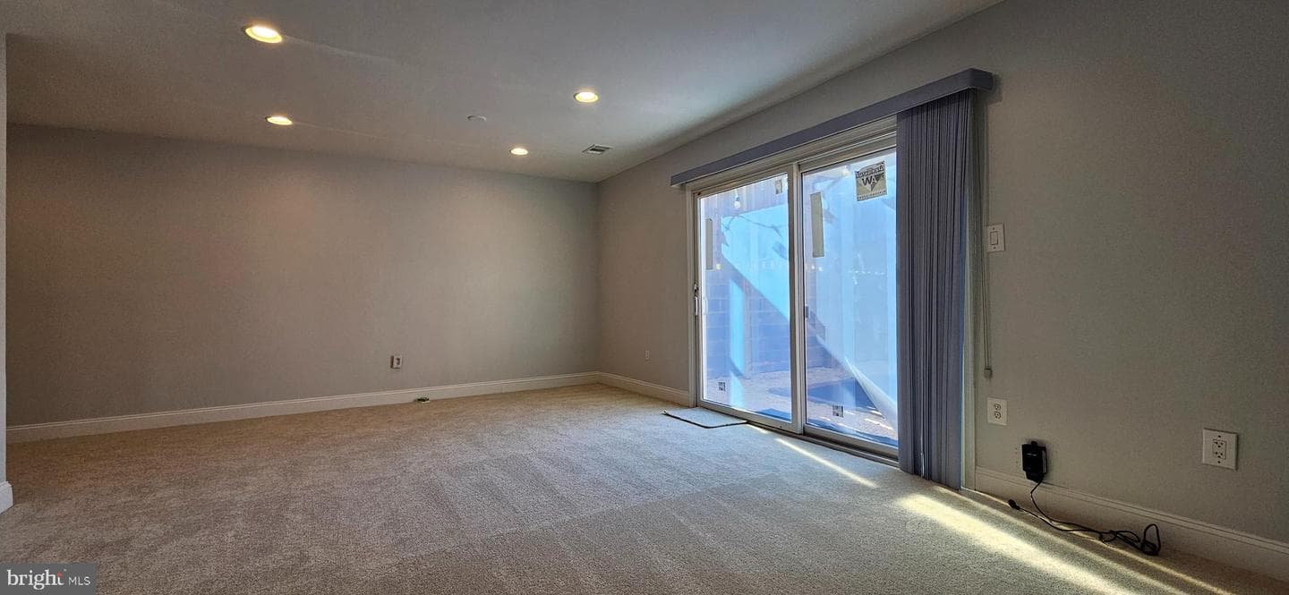 8210 Stationhouse Court photo 31