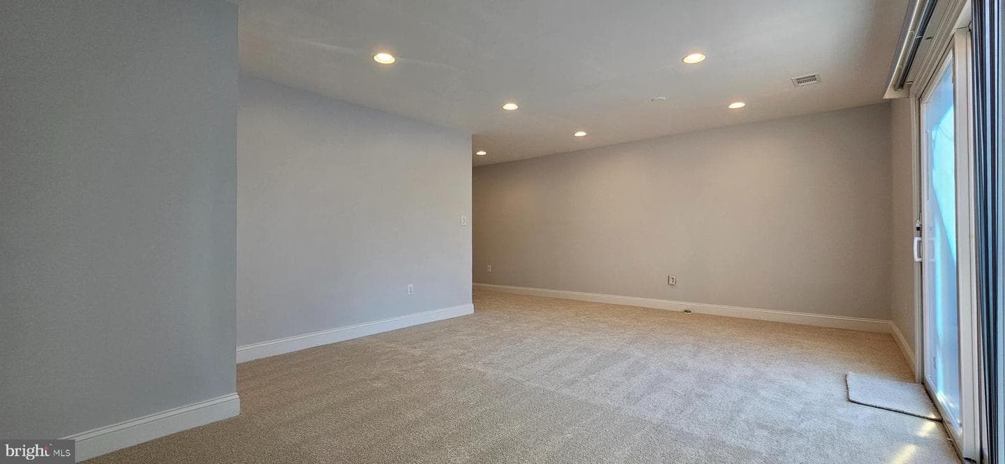 8210 Stationhouse Court photo 32