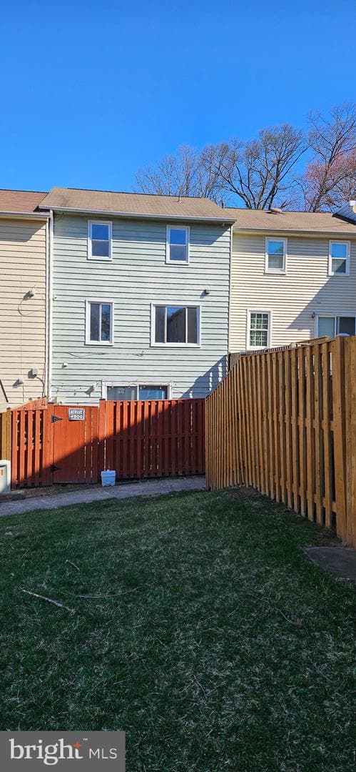 8210 Stationhouse Court photo 45