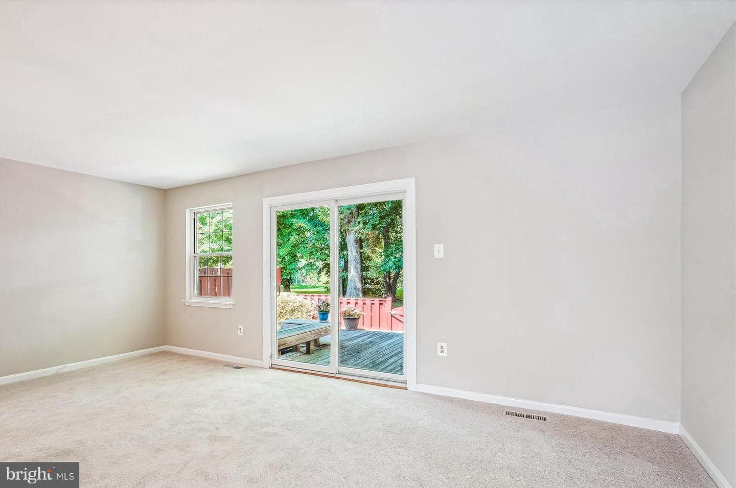 2798 Hyson Lane photo 9