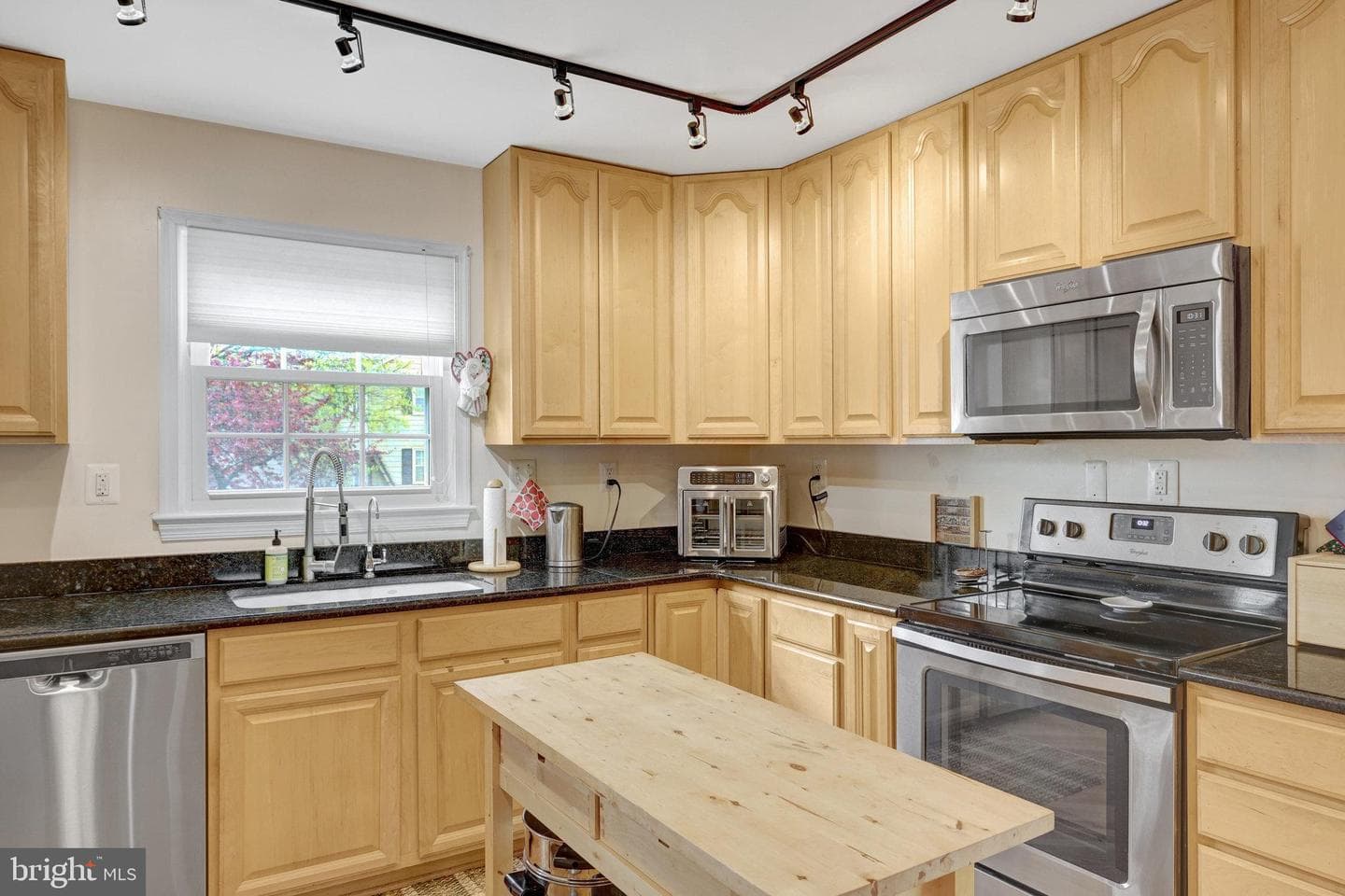 716 Palmer Drive photo 4