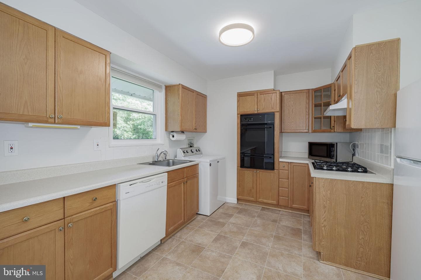 5004 Eastchester Circle photo 13
