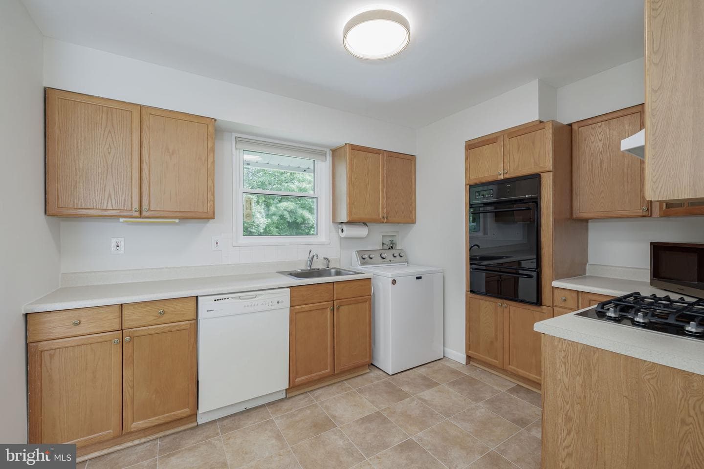 5004 Eastchester Circle photo 14