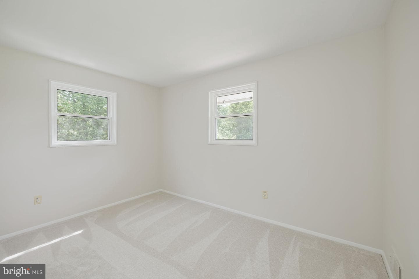 5004 Eastchester Circle photo 20