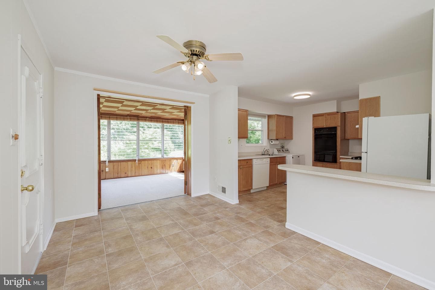 5004 Eastchester Circle photo 9