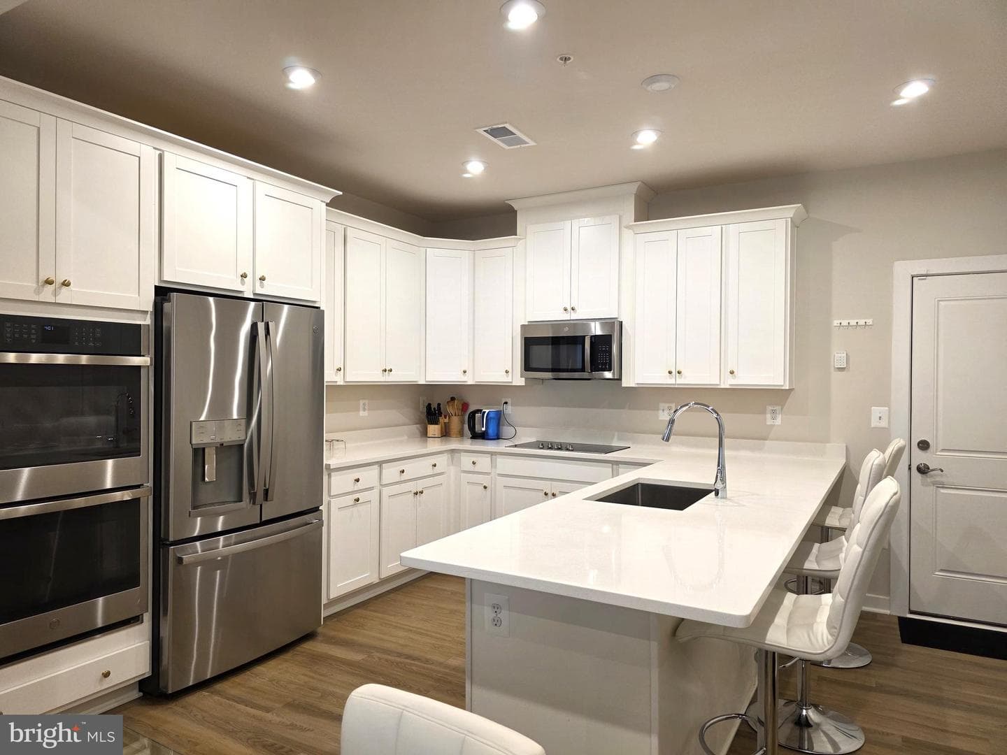 4608 Olivine Dr. photo 10