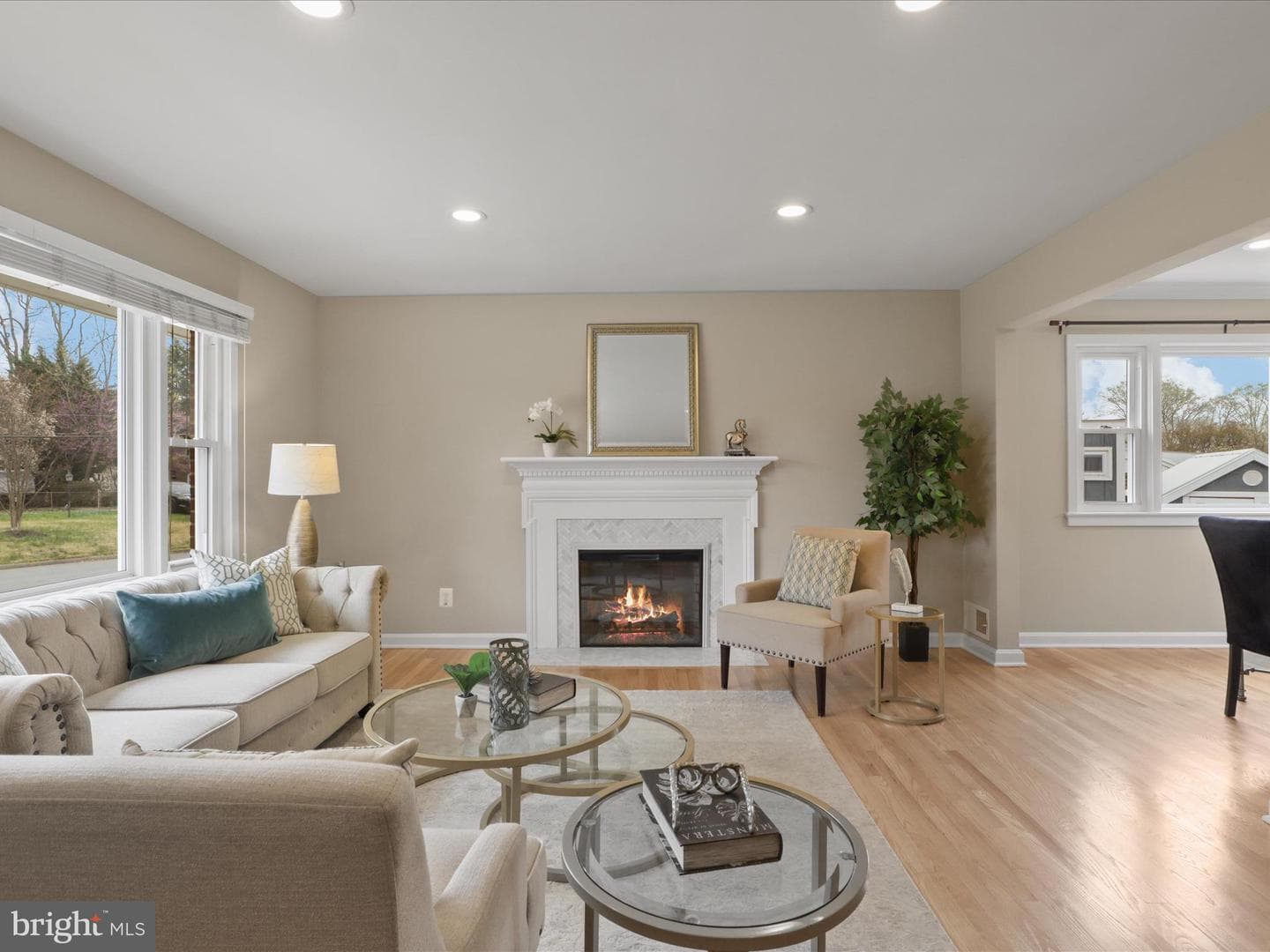7407 Austin Street photo 12