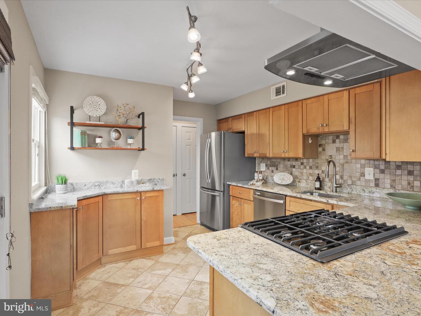 7407 Austin Street photo 17