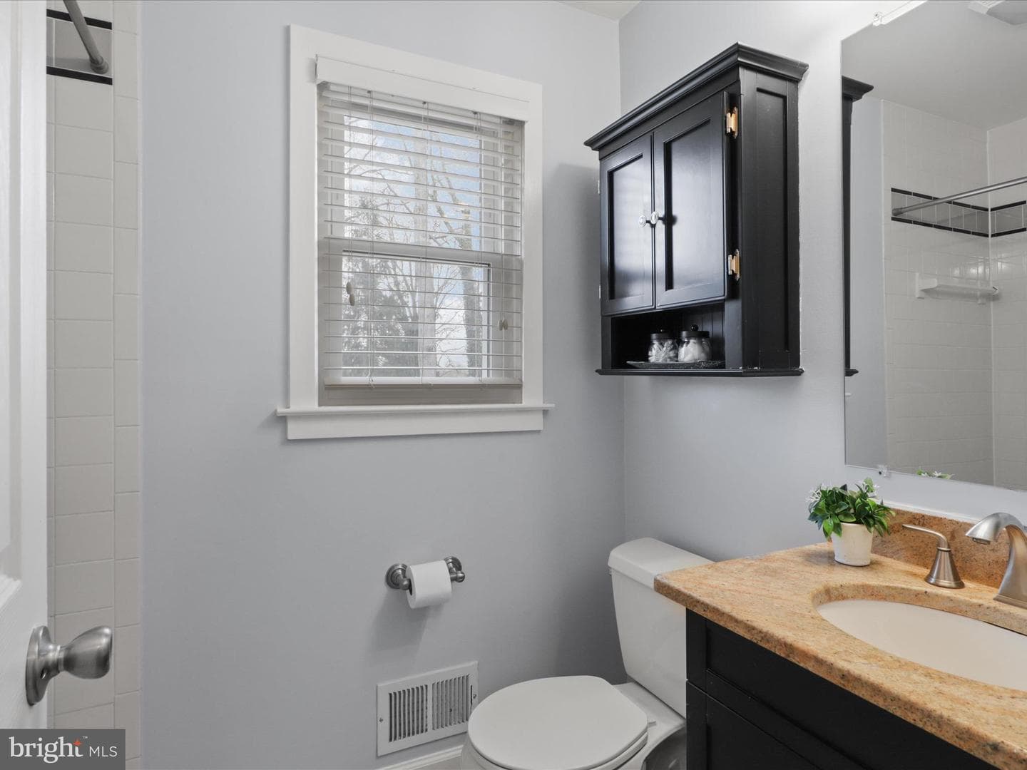 7407 Austin Street photo 20