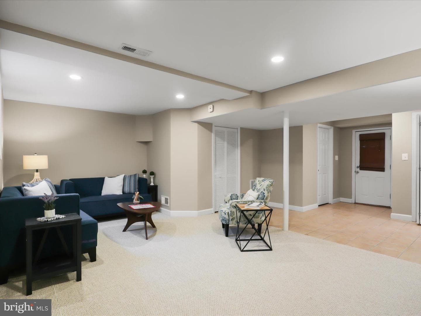 7407 Austin Street photo 32