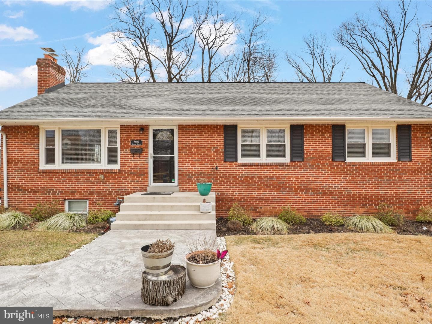 7407 Austin Street photo 7