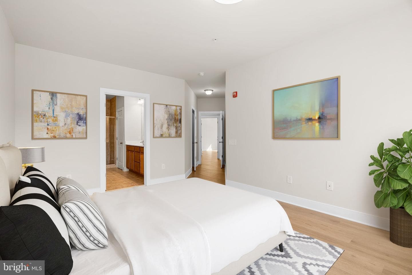 9521 Bastille Street #201 photo 24