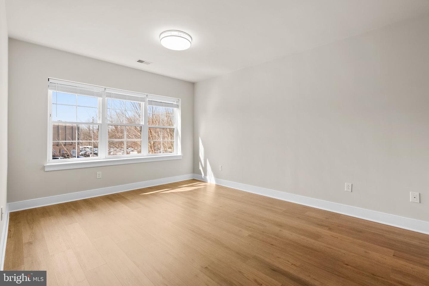 9521 Bastille Street #201 photo 34