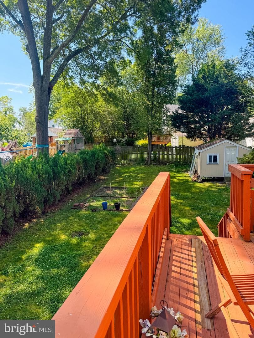 8647 Braddock Avenue photo 3