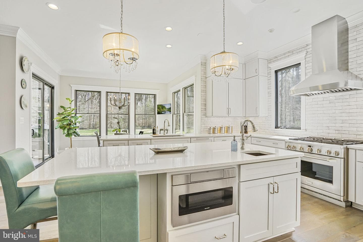 6539 Foxhollow Lane photo 23