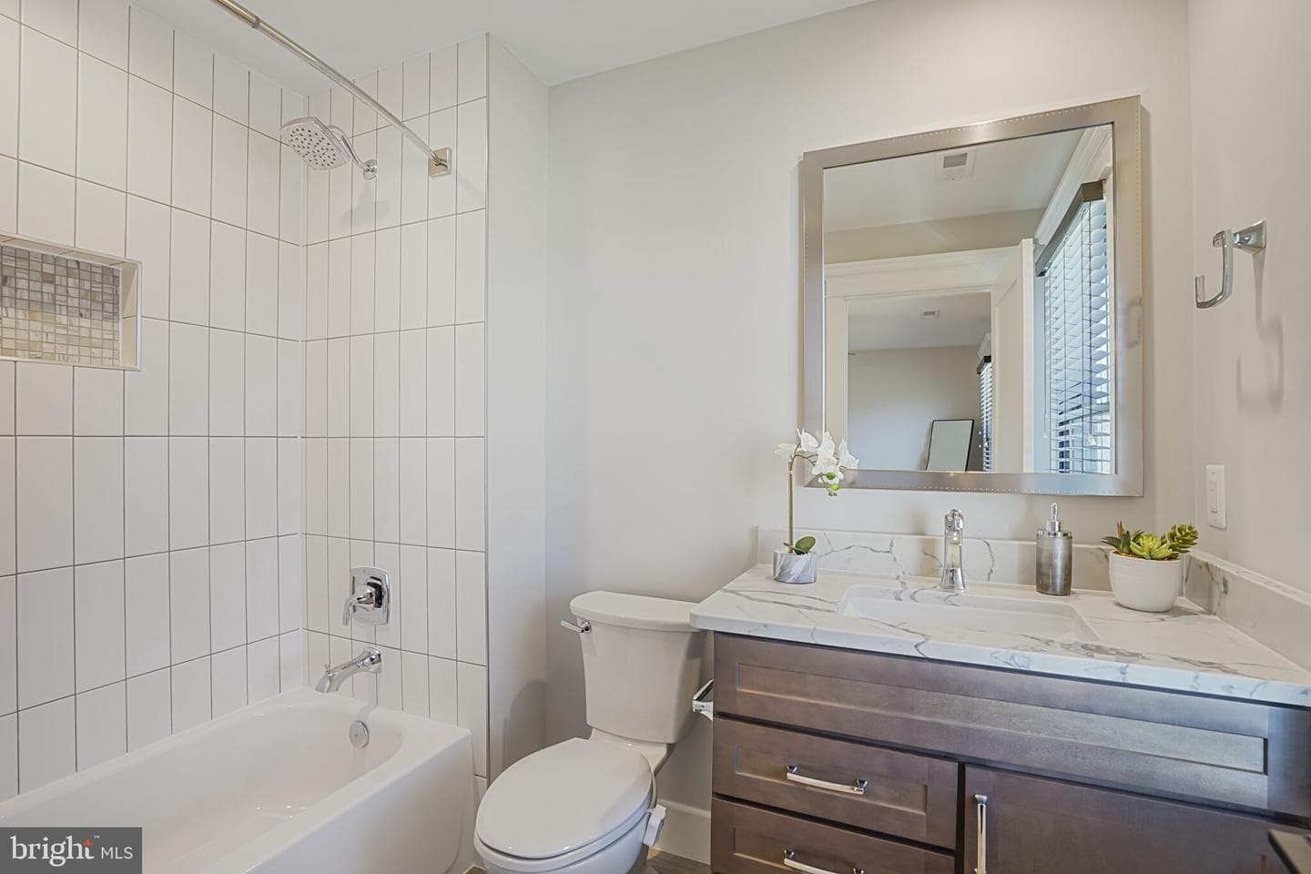 6539 Foxhollow Lane photo 38