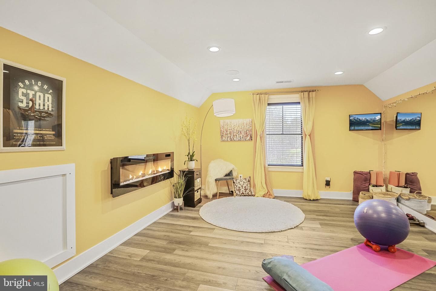 6539 Foxhollow Lane photo 58