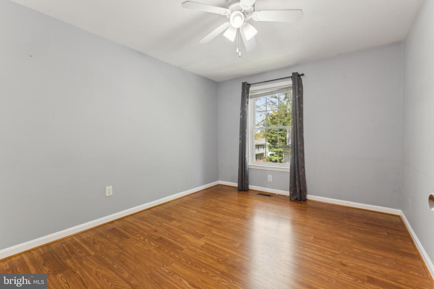 6001 Powells Landing Road photo 17