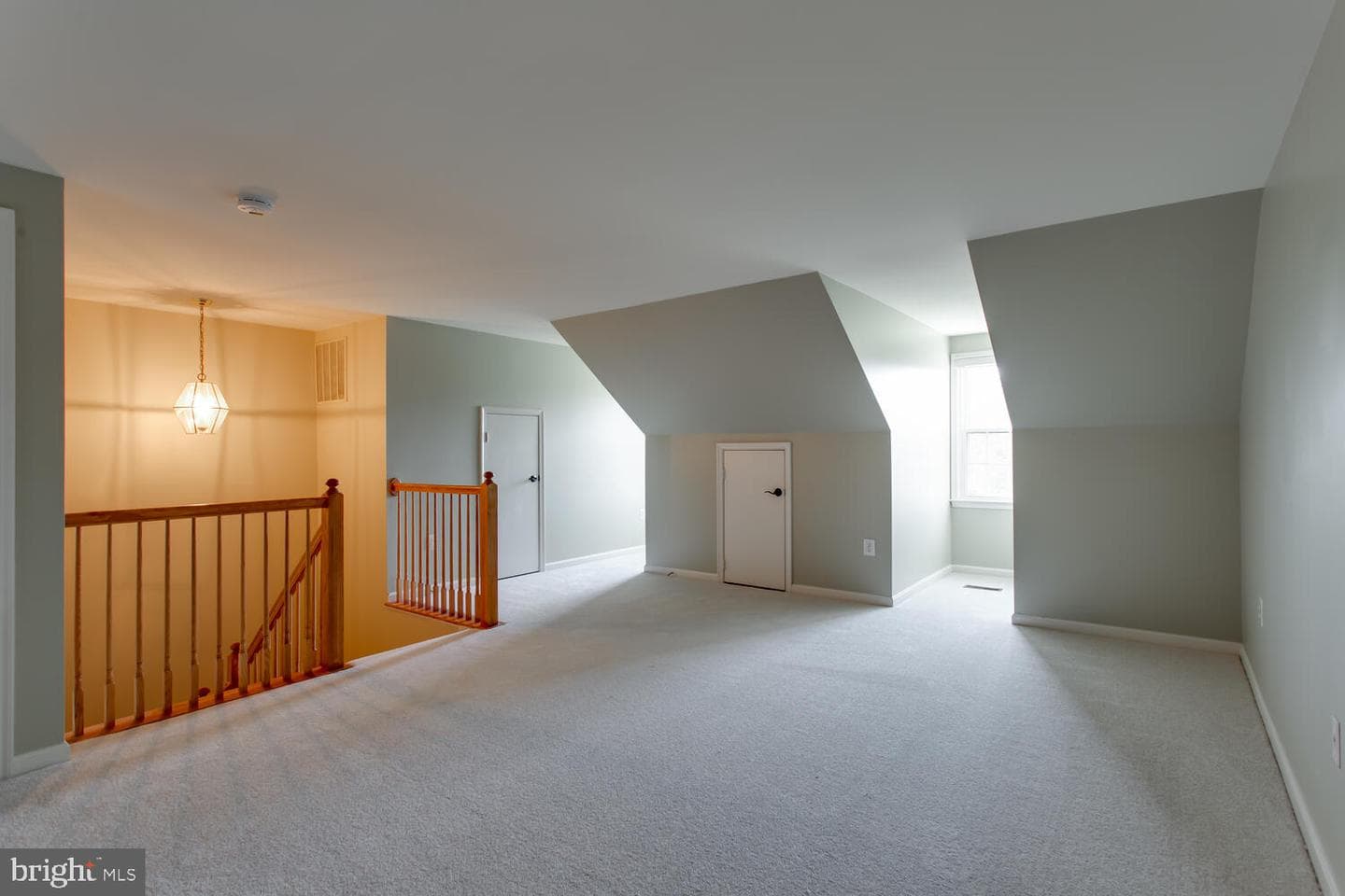 7697 Lavenham Landing photo 32