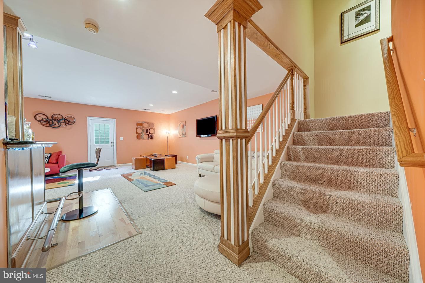 2185 Sandburg Street photo 43