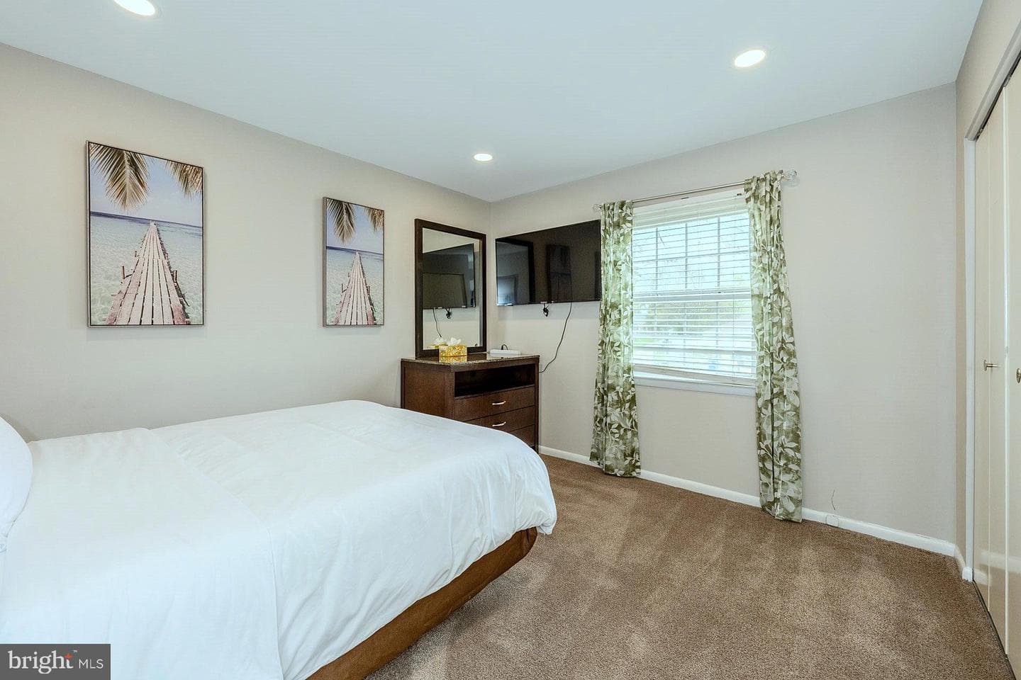 1101 Treeside Lane photo 27