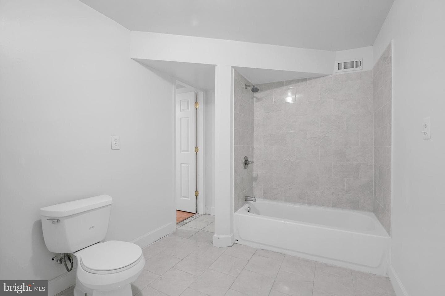 7002 Jenkins Lane photo 33