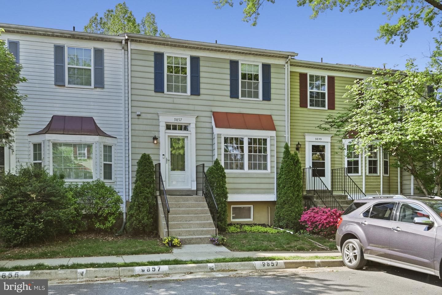 9857 Oakdale Woods Court photo 1