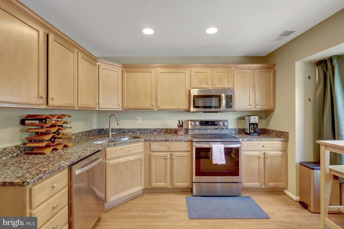 9857 Oakdale Woods Court photo 6