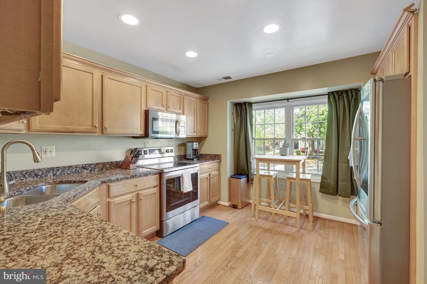 9857 Oakdale Woods Court photo 7