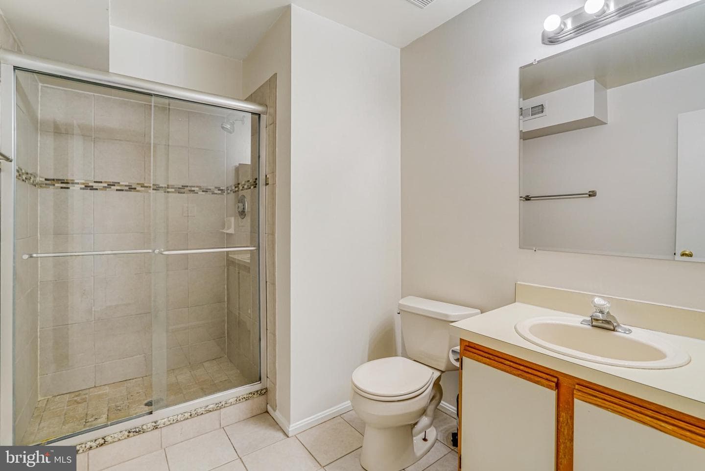 6908-J Victoria Drive #j photo 16