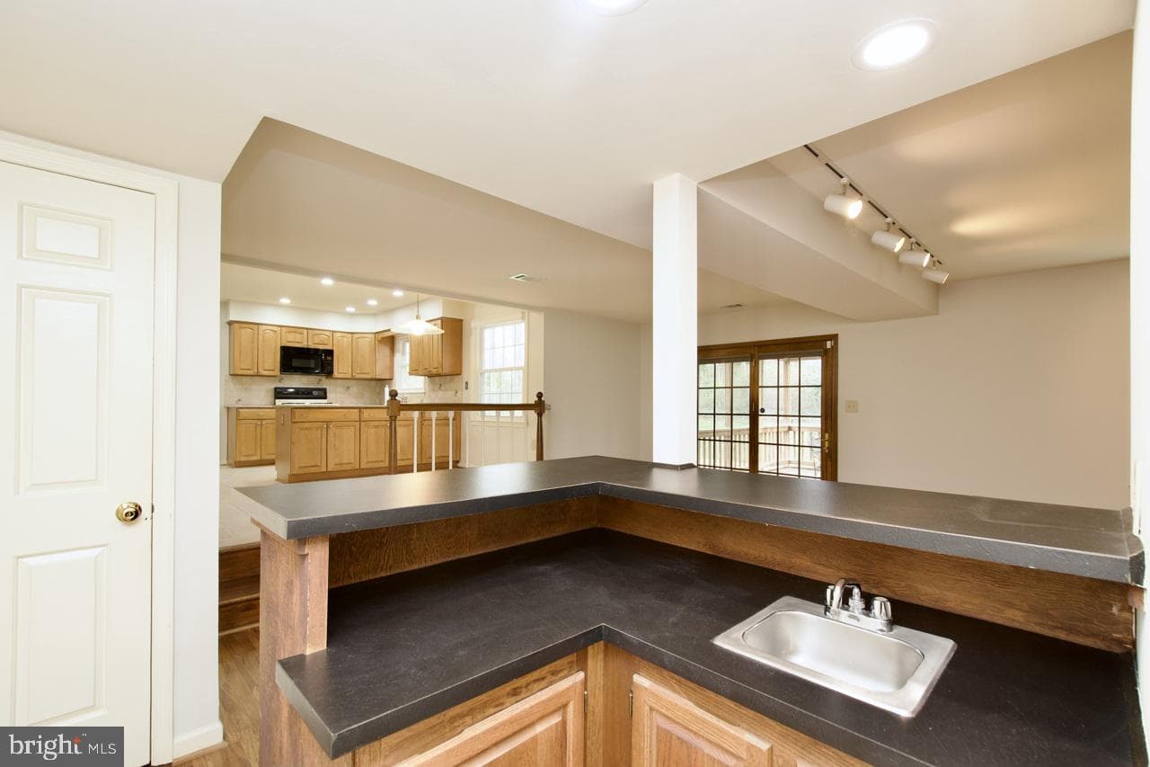 10174 Red Spruce Road photo 24