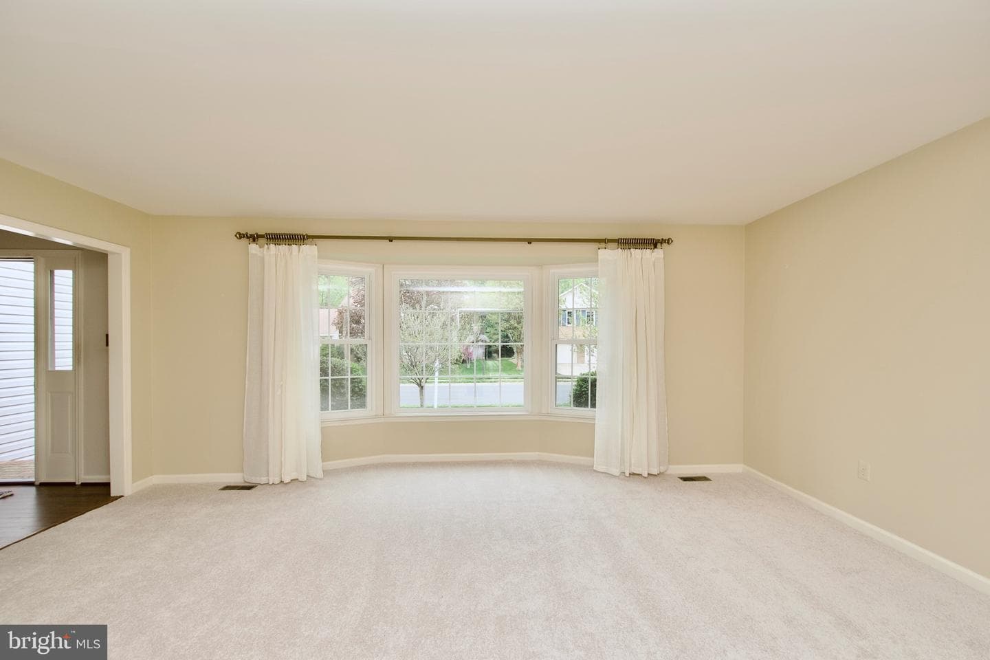 10174 Red Spruce Road photo 6