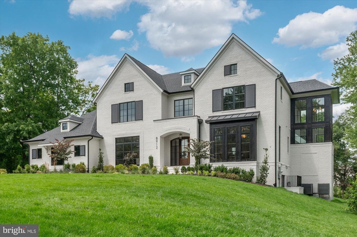 8912 Gallant Green Drive photo 3