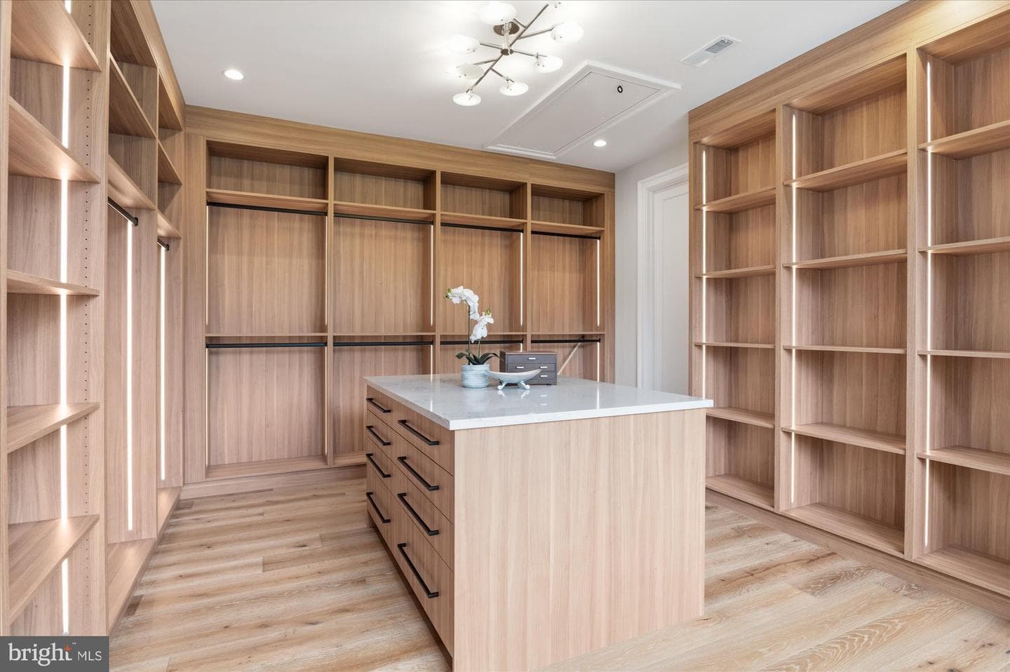 8912 Gallant Green Drive photo 52