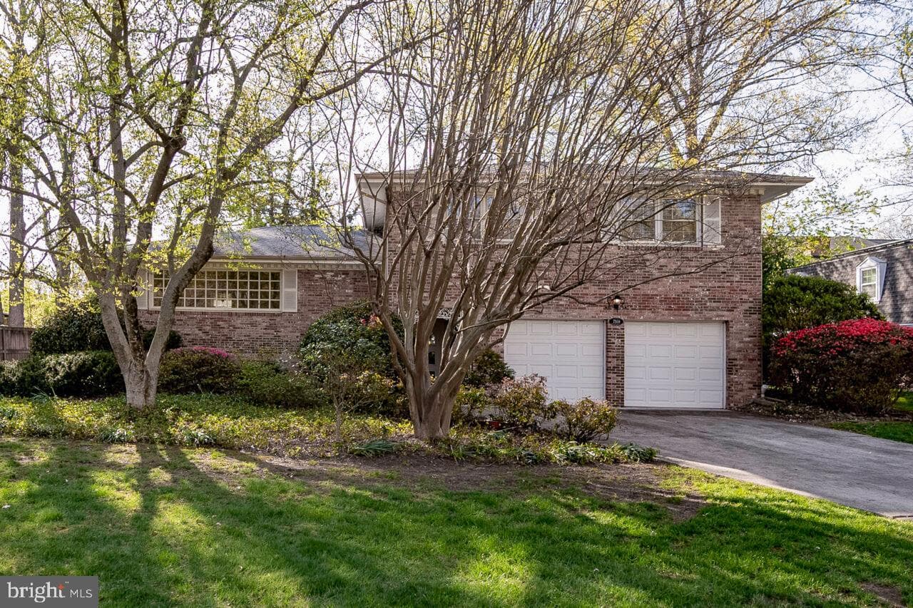 7508 Milway Drive photo 2
