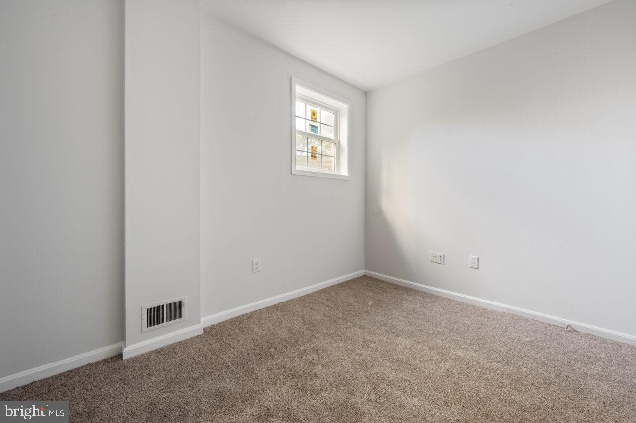 7508 Milway Drive photo 39