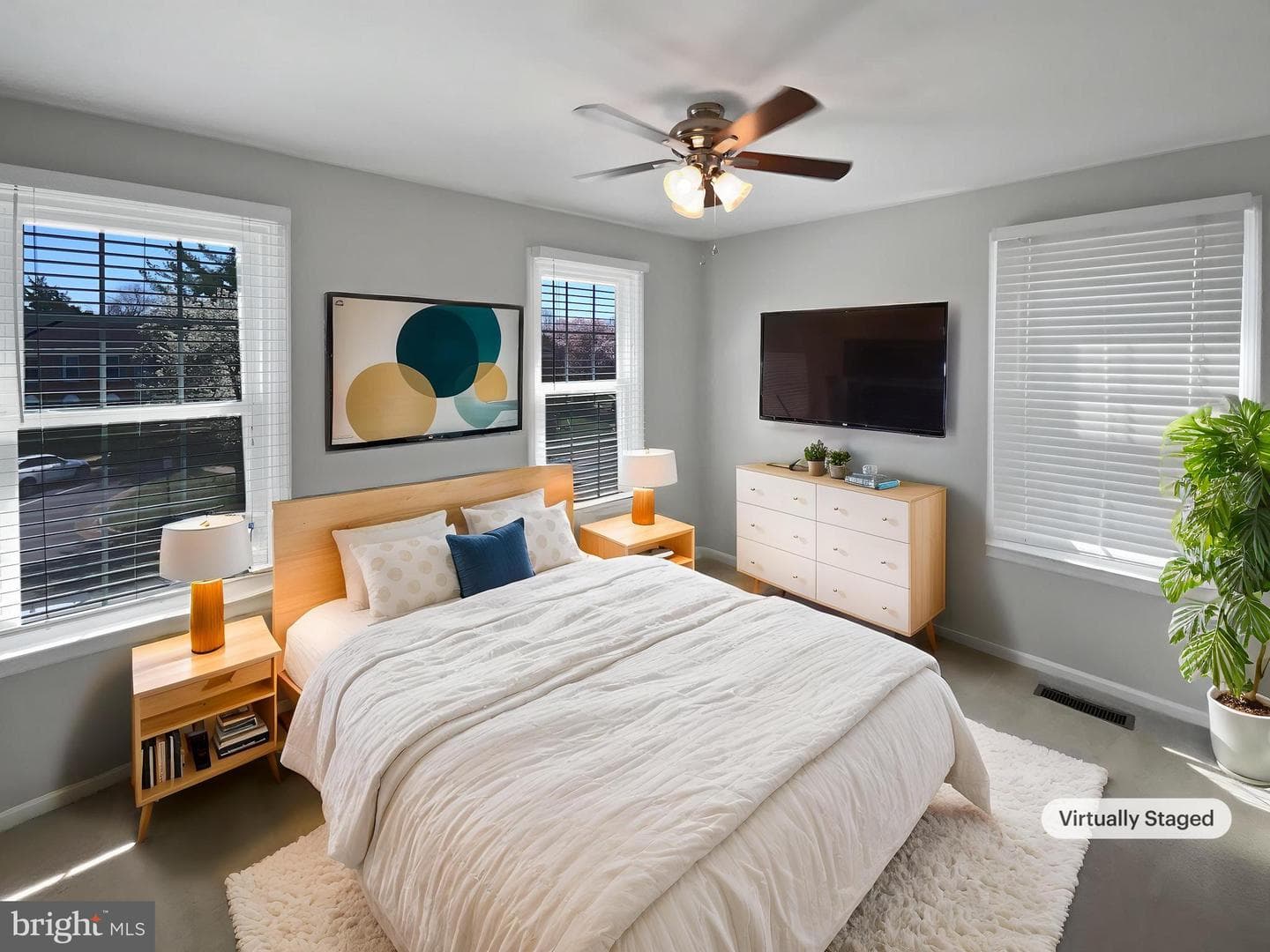 13324 Foxhole Drive photo 4