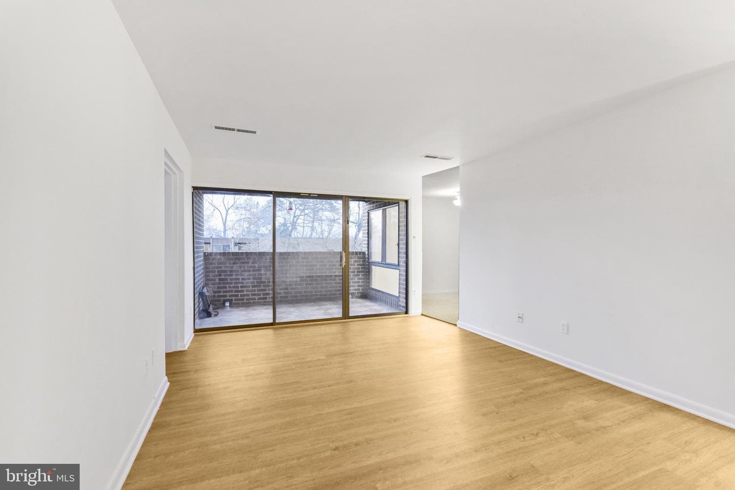 11212 Chestnut Grove Square #313 photo 4